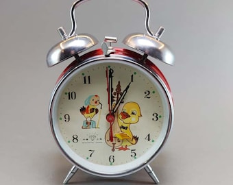 Vintage Chinese Shanghai Diamond Pop Art Red Tabletop Mechanical