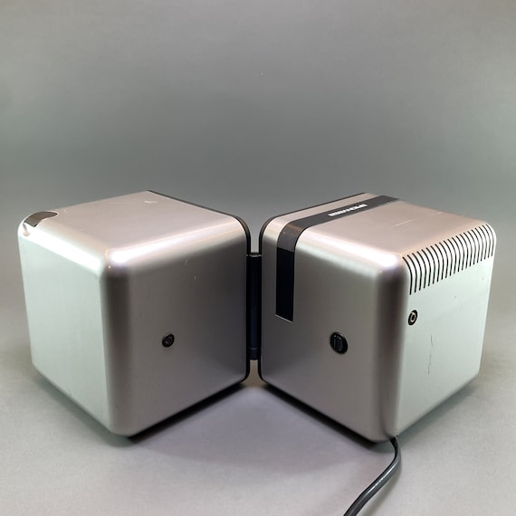 1970s Brionvega Radio, Vintage Italian Cube Postmodern 1970s Brionvega Radio, Vintage Italian Cube Postmodern