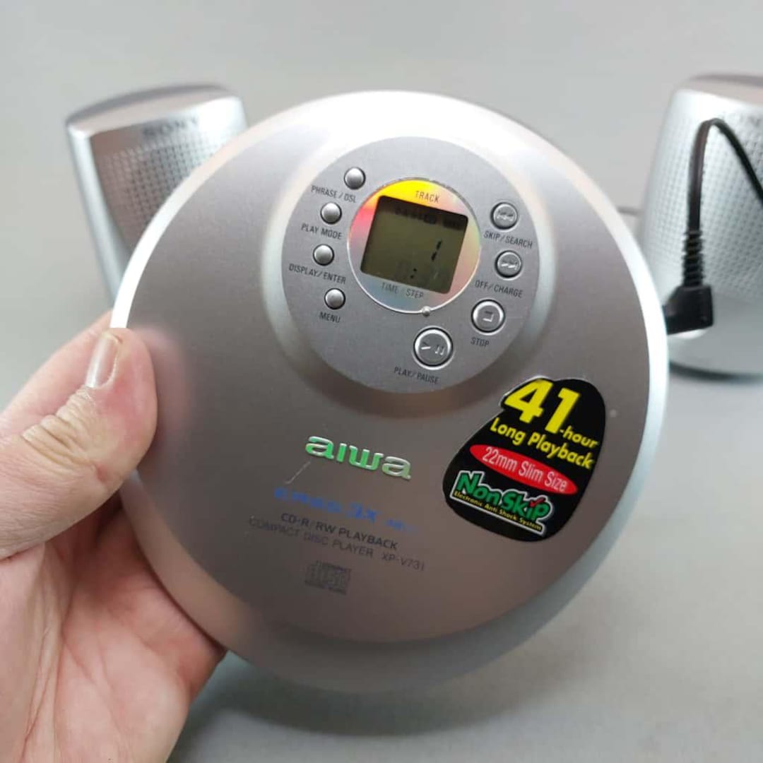 【CD39枚セット＋aiwa XP-20】メタル系CD &ポータブルプレーヤー il_1080xN.7408060308_mt9c.jpg
