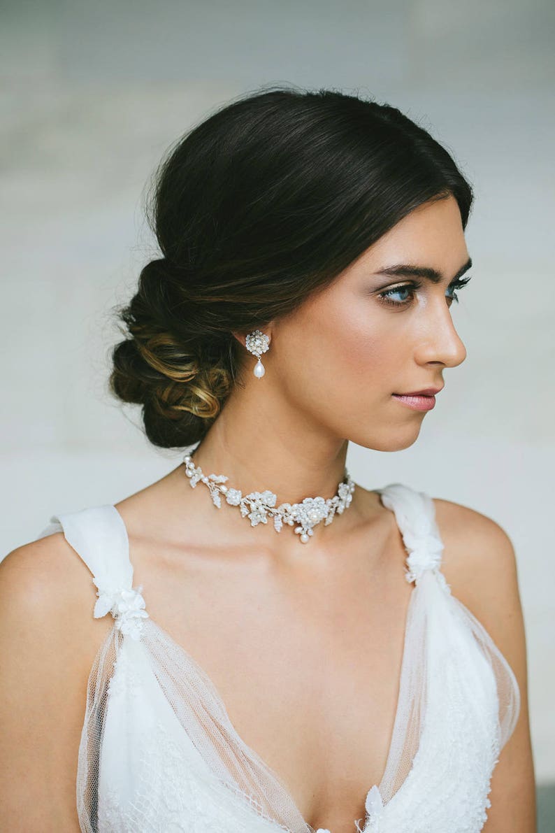 Pearl Wedding Choker Necklace Backdrop Necklace for Bride Wedding Jewelry Silver Lace Choker Necklace Bridal Jewelry Siena image 2