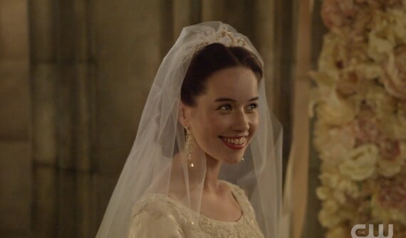 As Seen On Reign Lace Pearl Bridal Crown Vintage Inspired Etsy