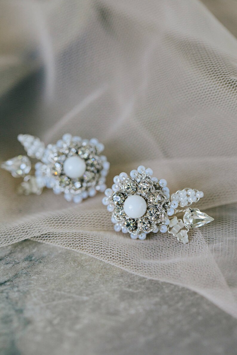 Pearl Crystal Wedding Stud Earrings Vintage Style Climber Earrings for Bride Silver Bridal Studs Pearl & Crystal Wedding Jewelry Silver