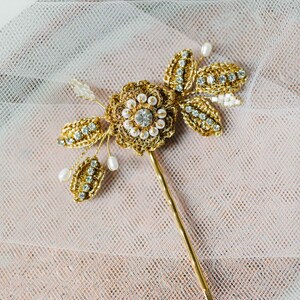 Pearl, Crystal Wedding Flower Hair Pins Gold Lace Floral Bridal Hair Pins Vintage Style Rose, Leaf Wedding Headpiece TRIANON Large Hair Pin