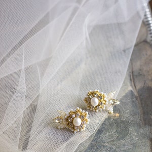 Pearl Crystal Wedding Stud Earrings Vintage Style Climber Earrings for Bride Silver Bridal Studs Pearl & Crystal Wedding Jewelry image 6
