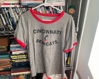 Ladies Cincinnati Bearcats t-shirt