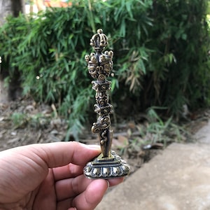 Tibetan Nepal Brass Tantra Buddhism Small  Brass Talisman Hayagriva Vajra phurpa pestle with base Guardian Buddha Feng Shui ornament  MCT045