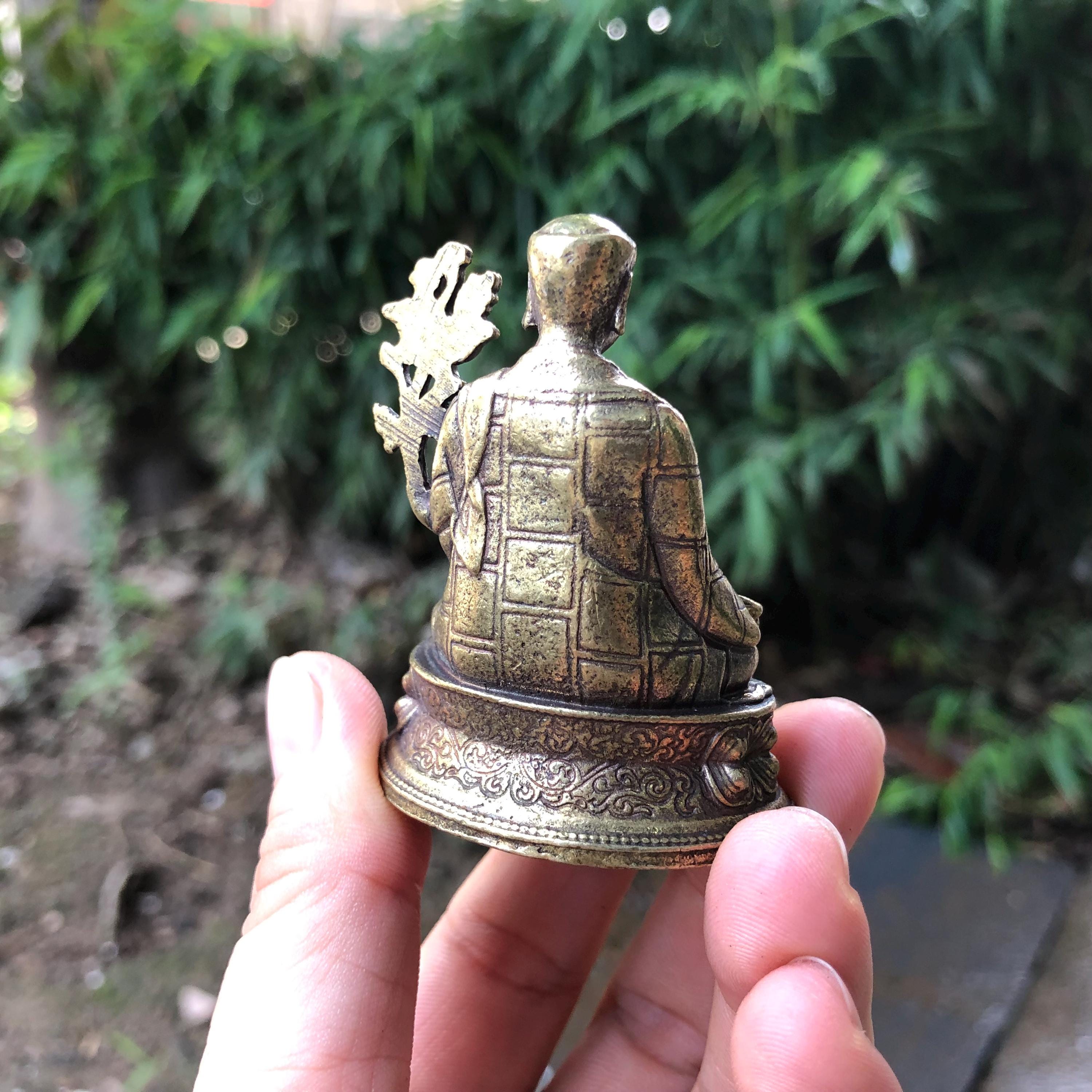 ミニ 仏像 黒財神 藏巴拉仏像 銅製 (高さ51mm×巾30mm)仏剣 縁起物 置物 ネパール・仏像 フィギュア・仏具・手彫り ◆商売繁盛・無病息災・ ミニ 仏像 黒財神 藏巴拉仏像 銅製 (高さ51mm×巾30mm)仏剣 縁起物 置物