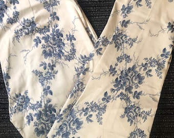 Pantalones de algodón estampados azules y blancos de la colección Renfrew, talla 2