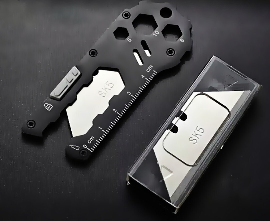 Outdoor Keychain octagon BLACK SK5 STEEL Multi Tool EDC Wrench Box ...