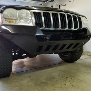 Archivos DXF de parachoques eléctrico: Parachoques delantero DIY con cabrestante para Jeep Grand Cherokee WK / Diseño personalizado para proyectos de corte láser y CNC