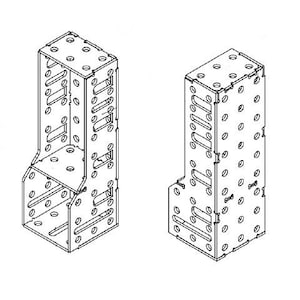 Puede incluir: Dos soportes estructurales de metal negro con múltiples agujeros y ranuras. Los soportes están diseñados para montar y conectar componentes eléctricos o mecánicos.