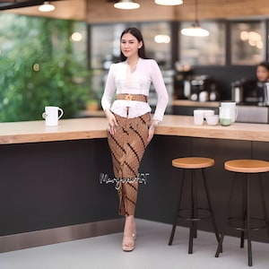 Embroidered Kebaya Set Special Edition in Elegant White,Bali Kebaya,Balinese Dress,Kebaya Bali,Bali Blouse,Balinese Kebaya,Kebaya Vintage