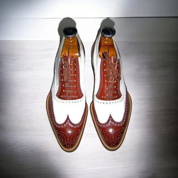 Handmade Two Tone Leather Oxford Shoes: Men's Maroon & White Wingtip Brogue