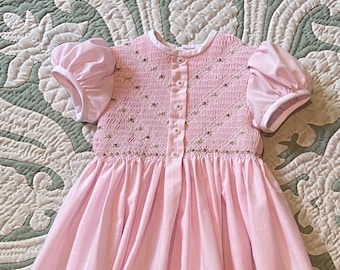 Tamaño 2 vestido rosa ahumado a mano, vestido de fiesta clásico para niñas cosido a mano, diseño de smocking geométrico con bordado de rosa, smocking de doble cara