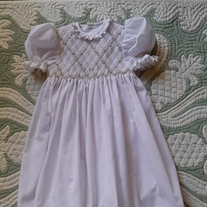 Size 5 Hand Smocked White mini spot Dress, handsewn classic girls party dress, rose embroidery geometric smocking design