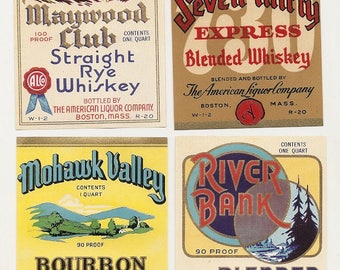 48 etiquetas antiguas de botellas de whisky, vodka, ginebra y cerveza, etc. - Boston American Liquor Co. - Boston Mass. etc.