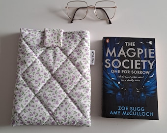 Quilted Book Sleeve