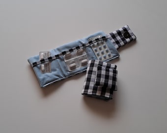 Foldable Pill Organizer from gingham cotton fabric