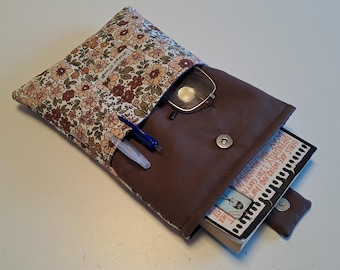 Funda floral para libros con bolsillo