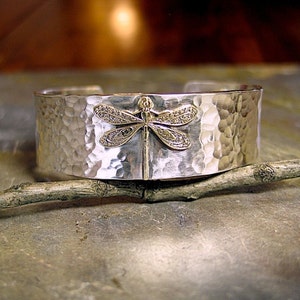 Dragonfly Cuff Bracelet in Hammered Sterling Silver - Enchanted Dragonfly