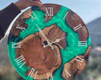 Live Edge Modern Epoxy Clock, Custom Made Resin & Olive Wood Wall Clock, Made To Order Personalized Clock with Epoxy Resin Olive Wood