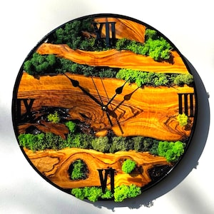 Reloj de pared de musgo y madera hecho a medida, arte de pared de madera de olivo y musgo, musgo preservado, reloj de pared, reloj de pared de madera de olivo y arte de pared de musgo