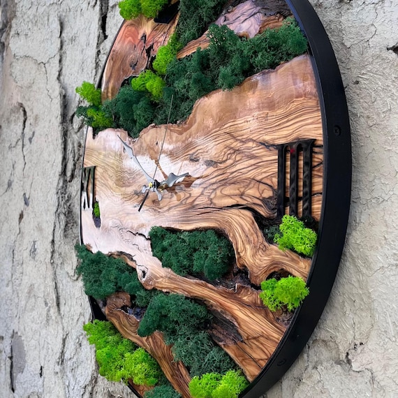Olive Wood and Moss Wall Decor, Fine Design Wooden Wall Clock, Handcrafted Olive Wood Preserved Moss Wall Art, Handmade Living Room Supplies