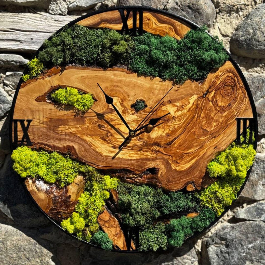 Metal Frame Moss Wall Decor, Custom Made Moss & Wood Wall Clock, Living ...