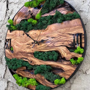 Rustic Tree Slice Wall Clock With Live Moss Accents and Metal Frame ...