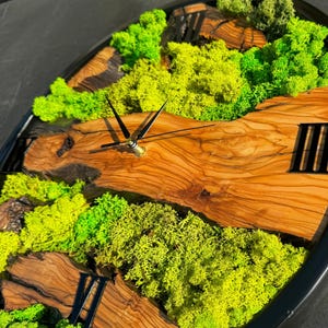 Handmade Olive Wood Natural Wall Decoration Design Clock, Moss Wall ...