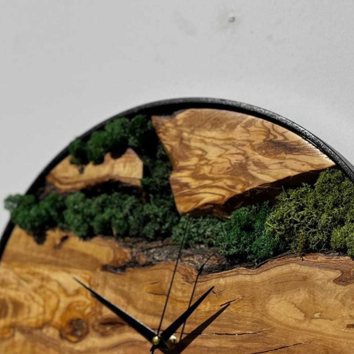 Olive Wood and Moss Big Wall Clock, Metal and Olive Wooden Wall Clock ...