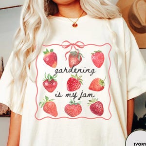 Gardening Shirt Comfort Colors Plants Lover Shirt For Gardener Gift Farmers Market Tee Cottage Core Clothes Shirts For Gardening Moms