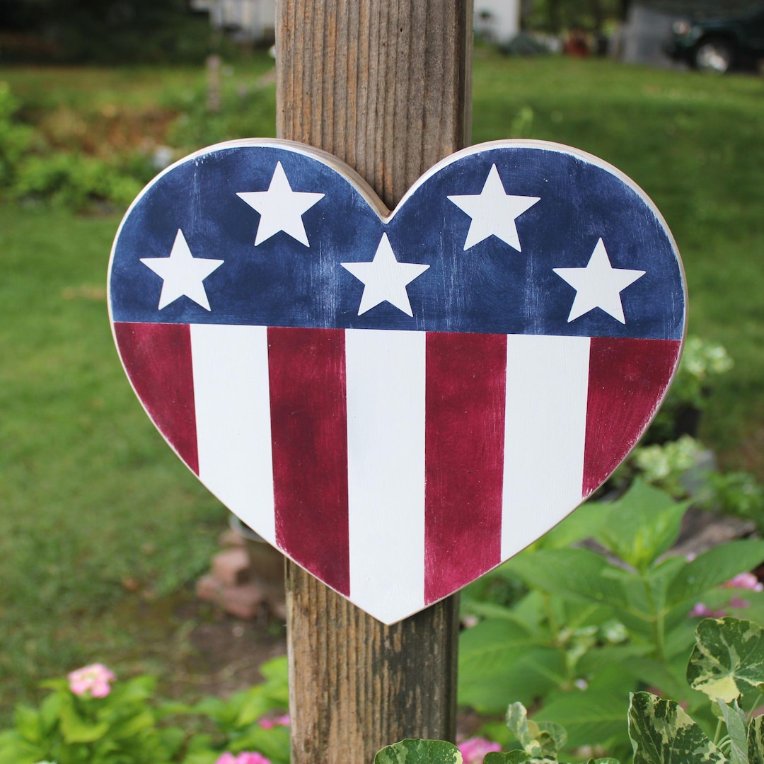American Flag Heart, Wood Hand Painted Sign, Patriotic Door