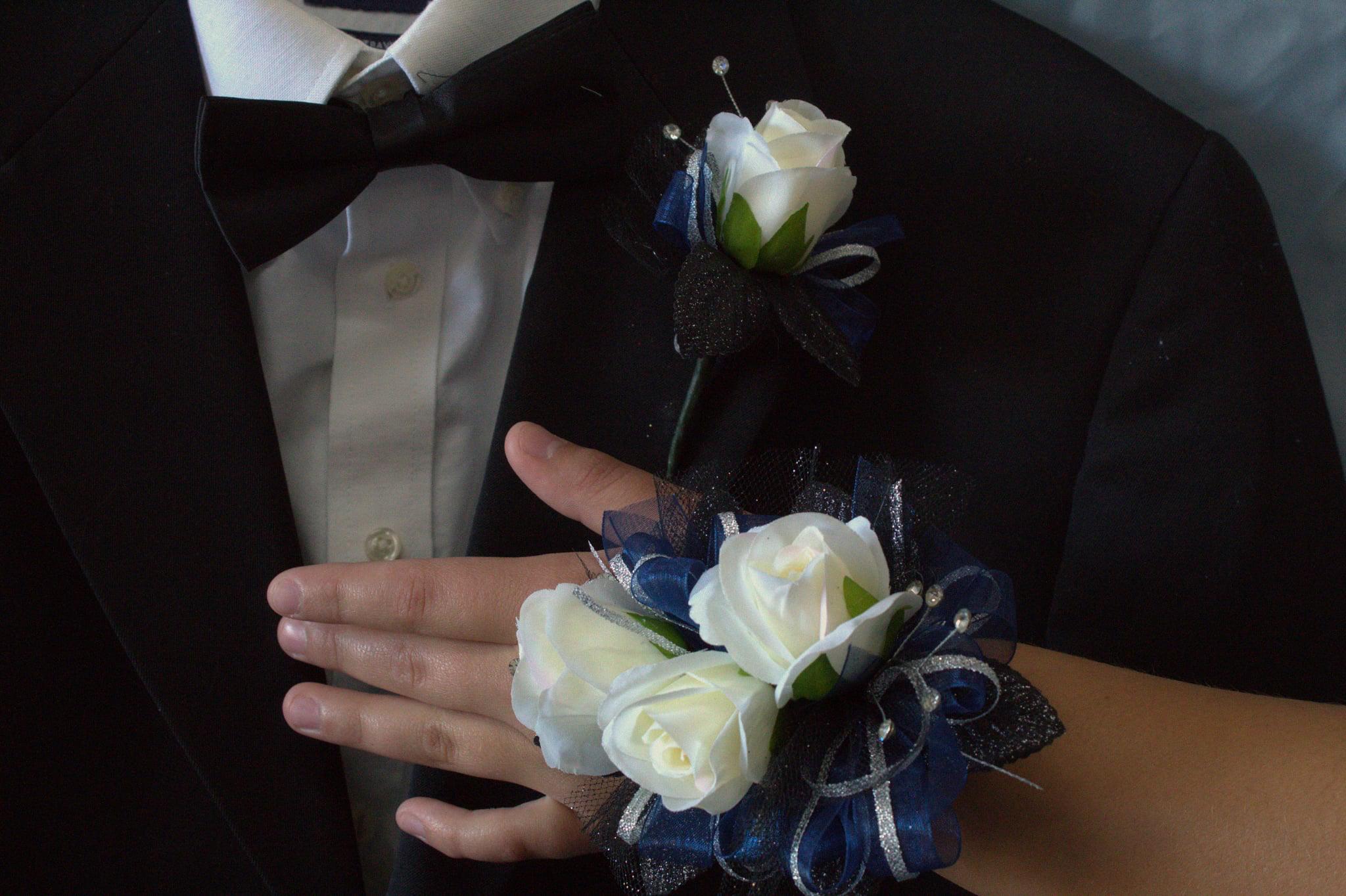 Ivory Black Corsage - Etsy