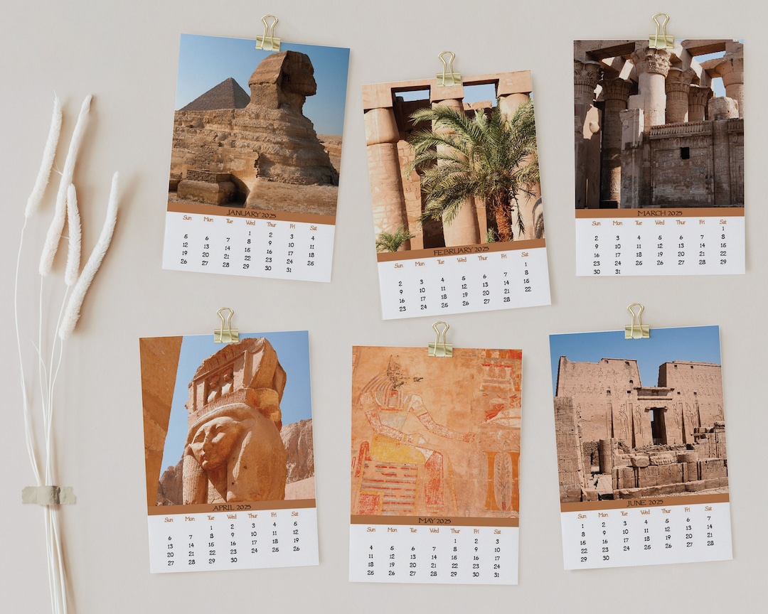 2025 Printable 5x7 Photo Calendar of the Egyptian Pyramids Instant
