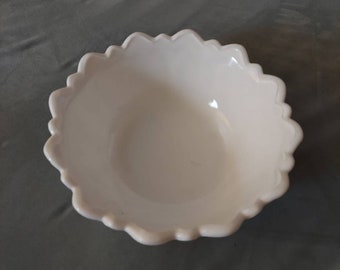 Vintage Indiana Glass Milk Glass Wild Rose Cabbage Leaf Bowl in Excellent Condition