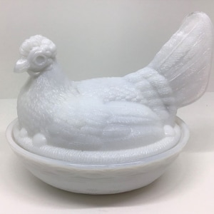 Vintage Westmoreland White Hen on a Nest, Hen Nester, Chicken on a Basket, Milk Glass Butter Dish, Candy Dish, Trinket Dish