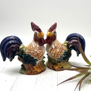 Rooster Salt and Pepper Shakers: Farmhouse Kitchen Decor