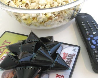 Kokardy do pakowania prezentów z rolek filmu - zestaw 3 kokard - przerobione z filmu The Newton Boys - opakowanie prezentów - kokarda z filmu 35 mm z odzysku