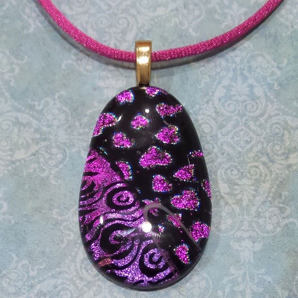 Pink and Magenta Dichroic Pendant, One of a Kind Fused Glass Necklace, Omega Bail, Pink Hearts, Gift Idea for Her - Taree -21