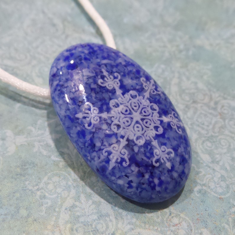 Winter Fun- -6 Winter Jewerly Oval Christmas Pendant Royal Blue Pendant Fused Glass Jewelry Fused Glass Pendant Snowflake Necklace