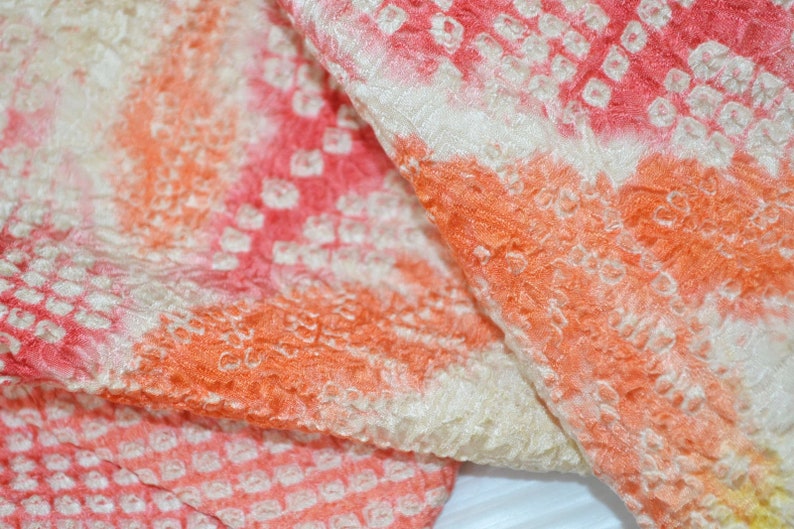 Japanese Thread-Resist Tie Dye Shibori Dyed in Gradations Rinzu Silk Satin Haori Vintage Kimono Jacket Larger Bamboo /& Other Leaves