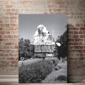 Lookout Chattanooga Wall Art, Tennessee Photography, Urbex Abandoned Motel, Black and White Photography, Chattanooga Choo-Choo