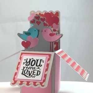 Carte nichoir pour la Saint-Valentin