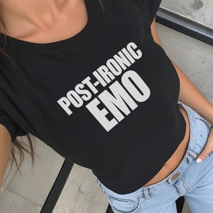 Camiseta emo postirónica para bebé: Top corto alternativo Y2K