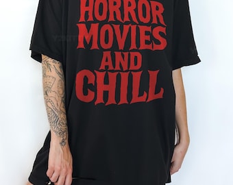 Camiseta de filmes de terror e relaxamento: camiseta engraçada de Halloween, camiseta com cores confortáveis para a estação assustadora