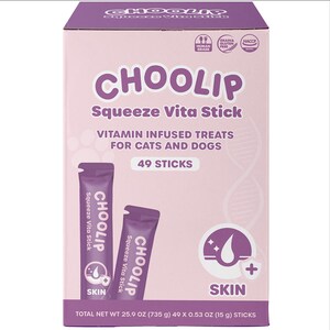 May include: A pink box of 49 individual vitamin infused treats for cats and dogs. The box is labeled "CHOOLIP Squeeze Vita Stick" and features a purple and white graphic of a dog and cat paw print. The treats are labeled "SKIN" and are designed to support healthy skin. The box also states that the treats are "Human Grade", "Grain & Gluten Free", and "HACCP Certified".