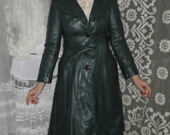 Women's Green Sheepskin Leather Trench Coat, Handmade Vintage Style Gothic Long Coat,  90's Winter Outerwear, Gift For Her