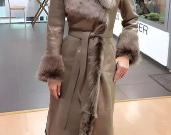 Vintage Shearling Sheepskin Coat: Belted Beige Leather Fur Trim
