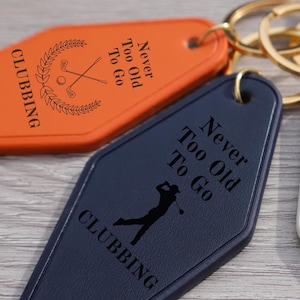 Presente engraçado de golfe, chaveiro de couro gravado para hotel, presente personalizado para pai ou avô, etiqueta para bolsa de golfe com chave de motel, lembrancinha para festa de evento em grupo